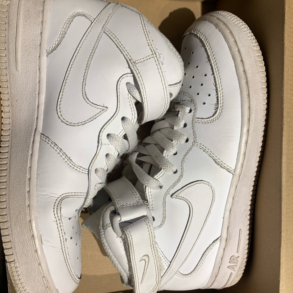 Nike Air Force 1 Mid